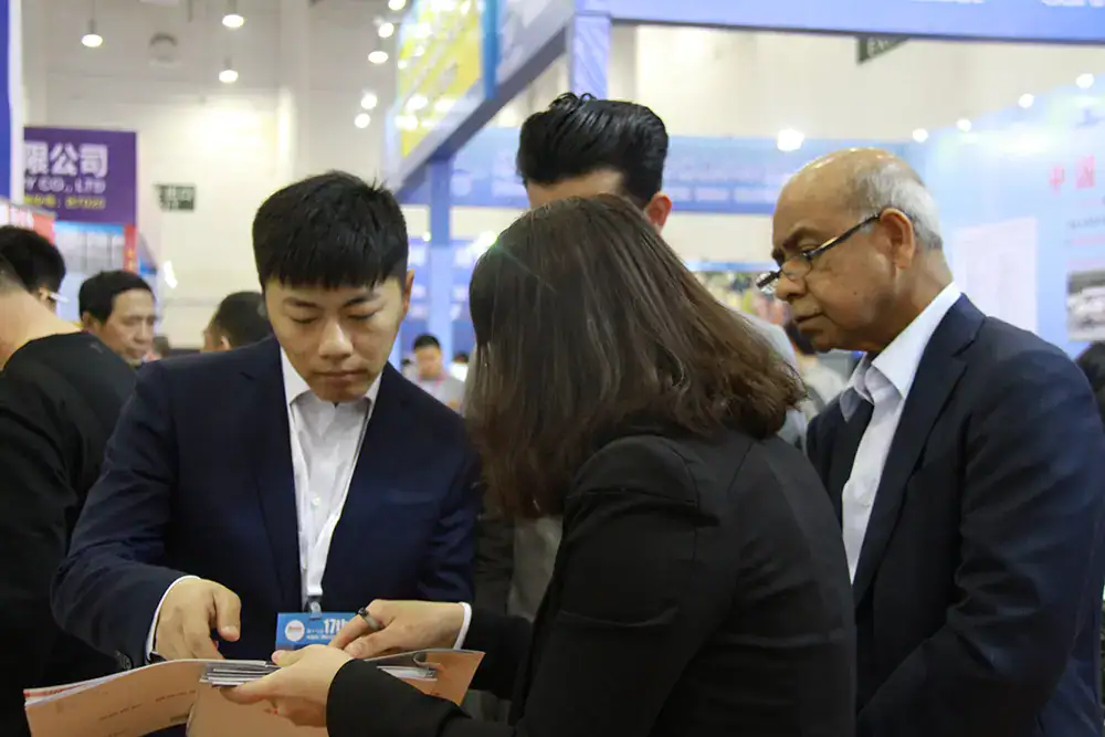 4x8 cnc router show customer discussion