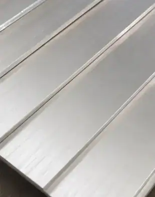 Corte con disco de diamante sobre lámina de aluminio de 1.5 mm