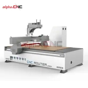 ABS-1325 saw blade and press roller cutting thin plywood sheet
