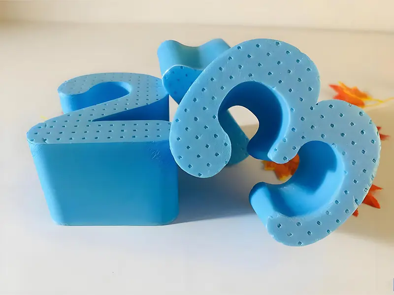 Industrial Digital Cutter Processing Dense Foam Material