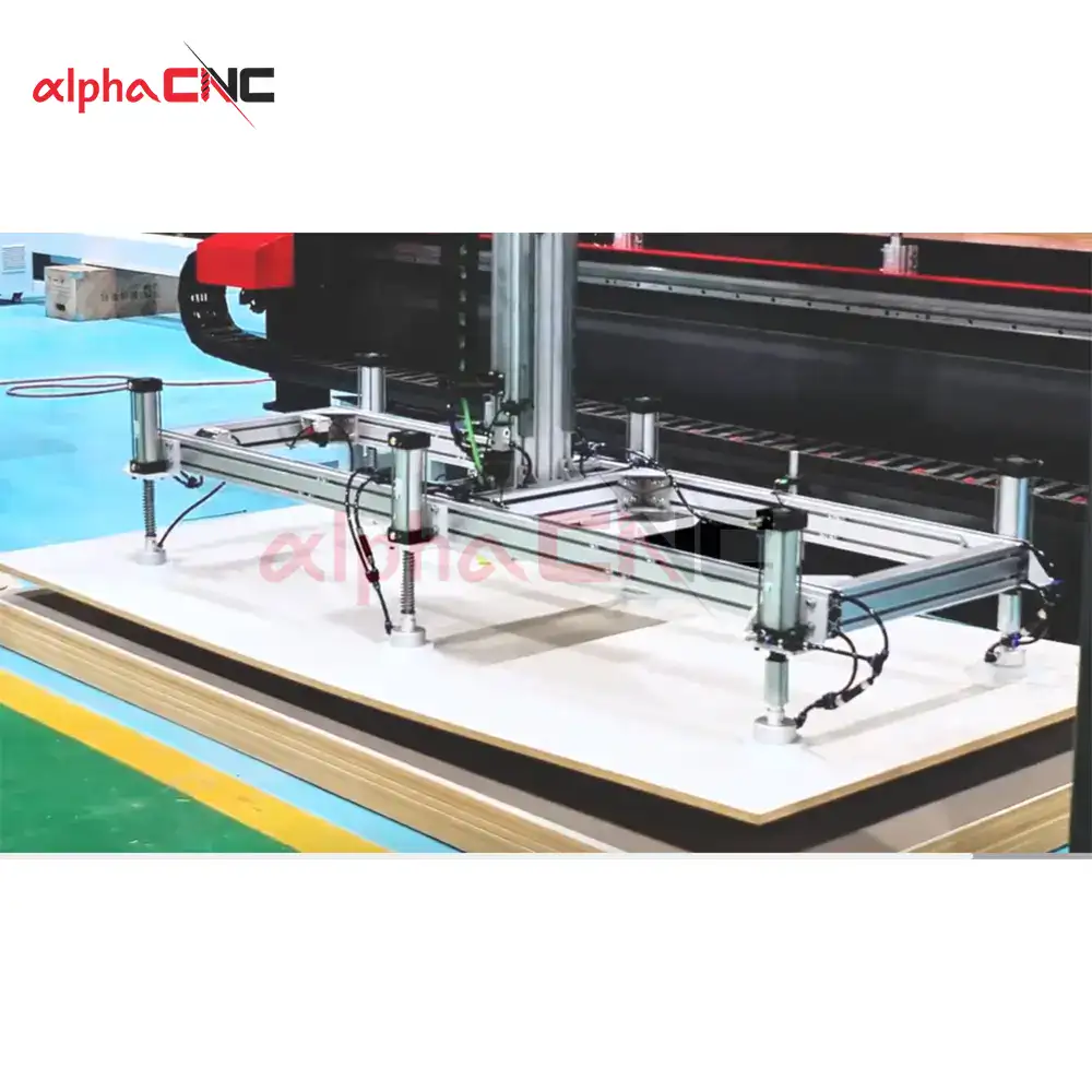 Automatic loading gantry system for CNC router