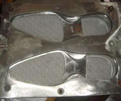 CNC router machine shoe mold carving