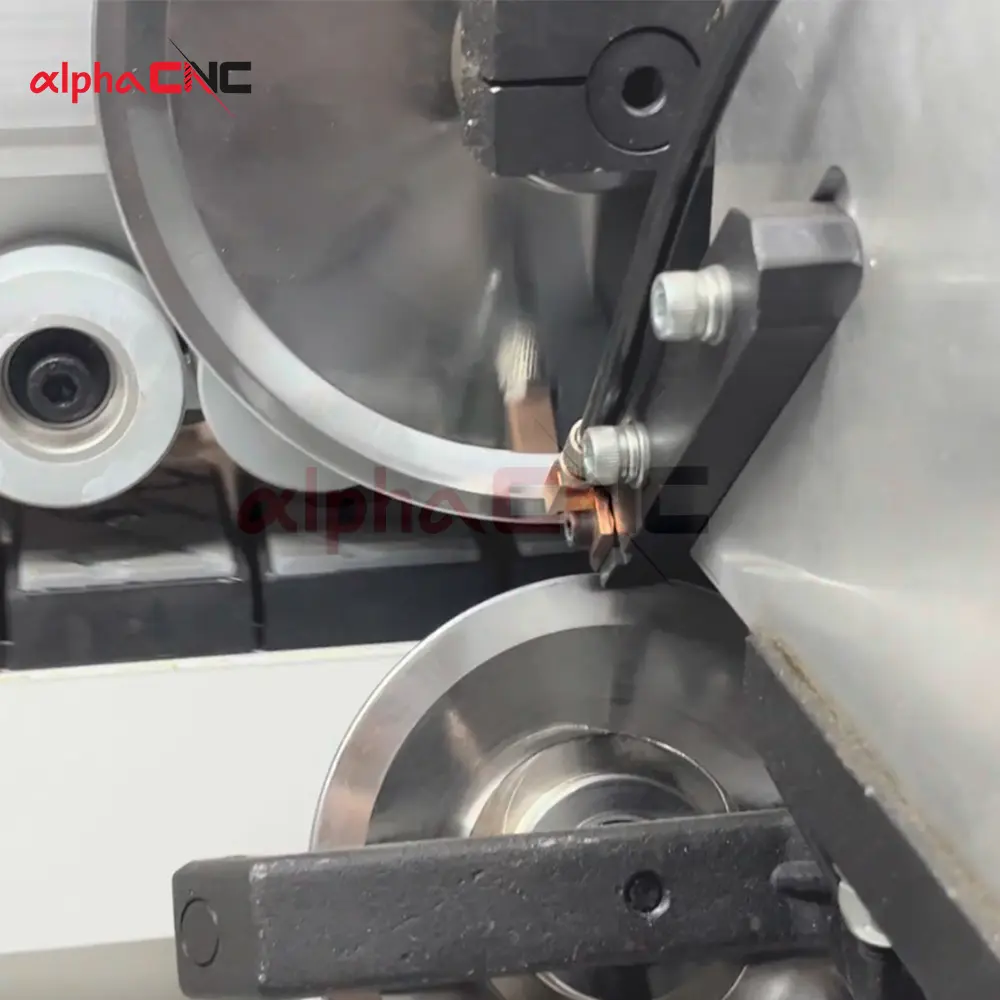 Alpha CNC ET-S7PR Edge Banding Machine R-Scraping Unit Close-Up for Smooth Edges