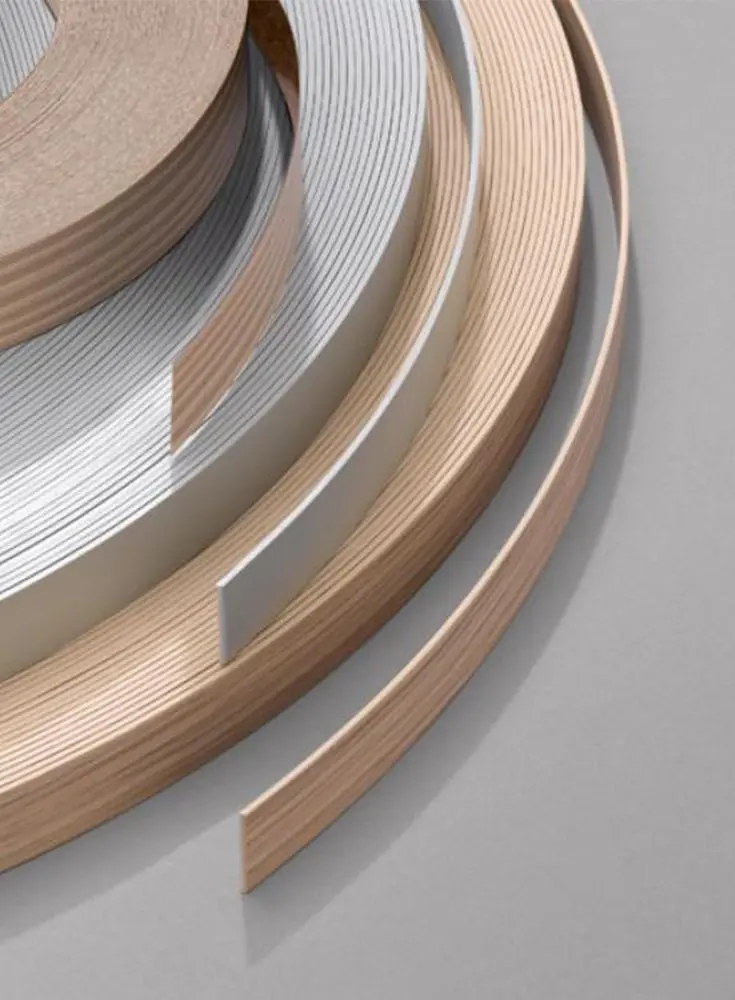 Edge sealing of curved sheet metal