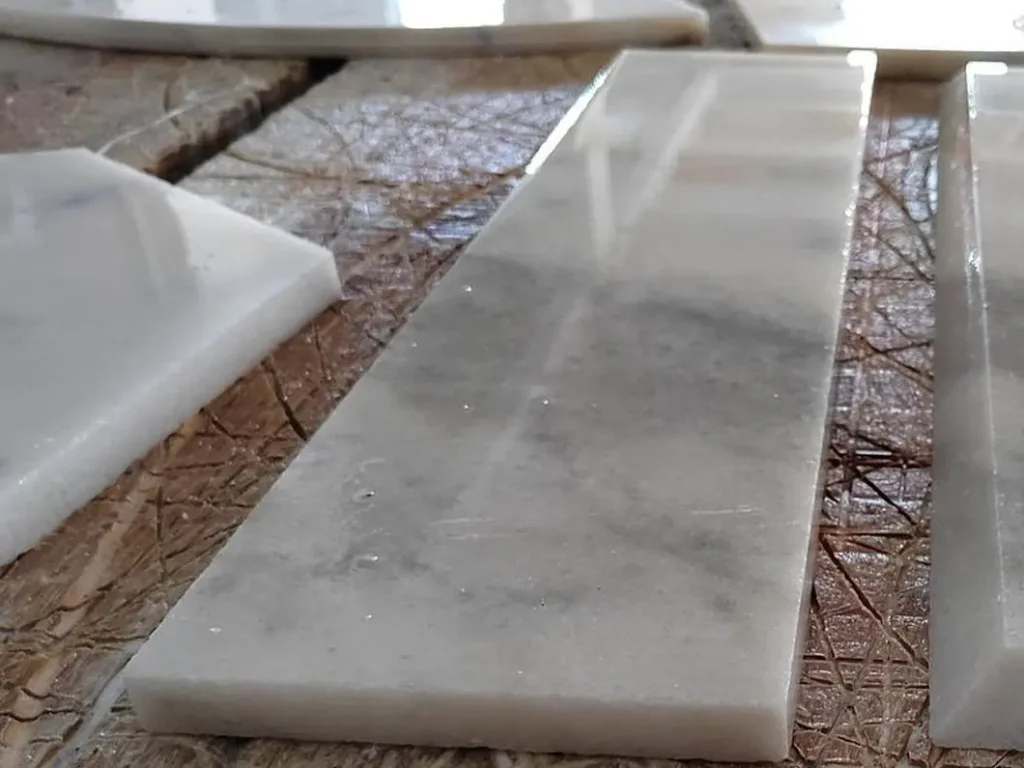 Marble Slab Precision Cutting with CNC Bridge Saw Machine