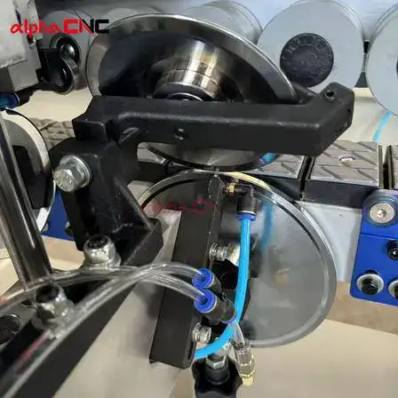 Precision trimming unit of Alpha CNC five function edge banding machine
