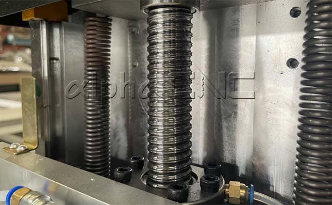 Z-axis ball screw provides smooth and precise vertical movement of the spindle