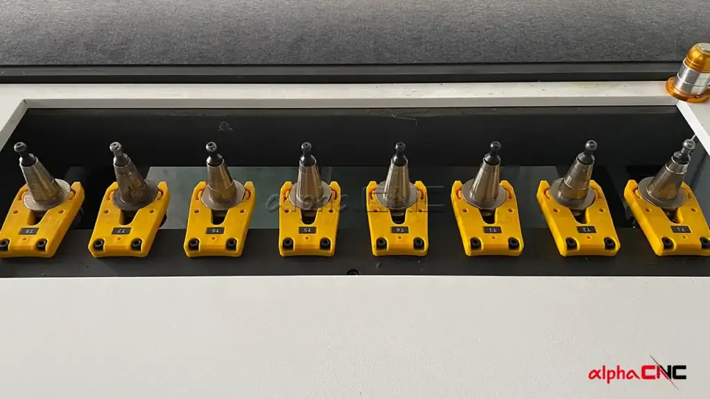 automatic tool changer for cnc router with tool holders