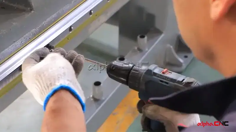 chinese cnc machine manufacturers Alpha CNC workshop assembly process
