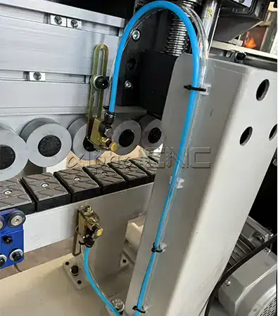 edge banding machine cleaning system