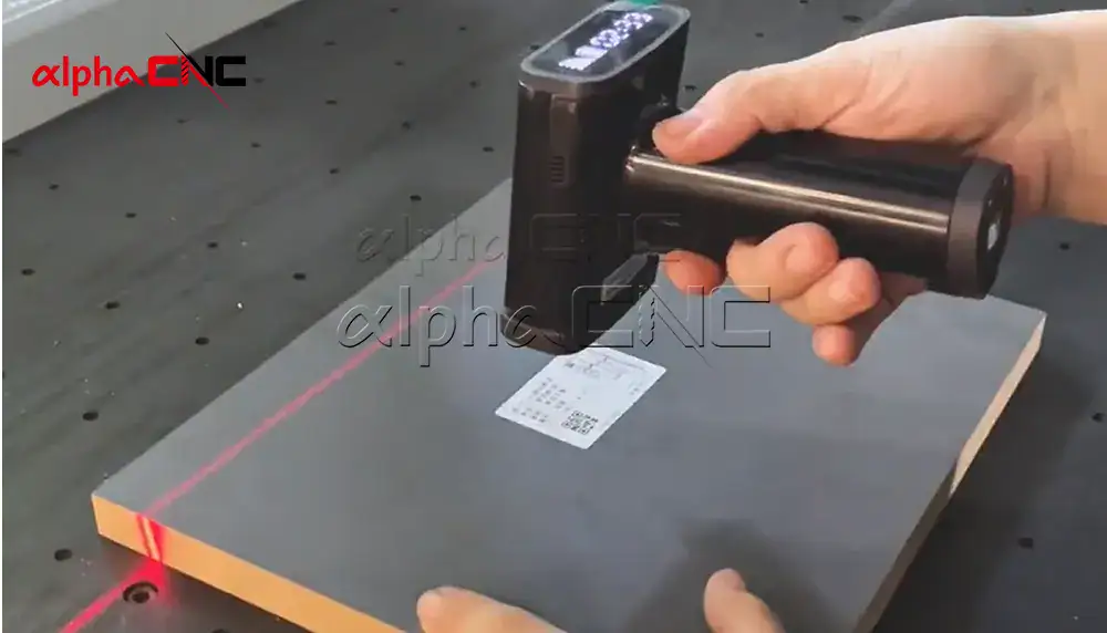 wood-cnc-driller-qr-code-scanning-operation